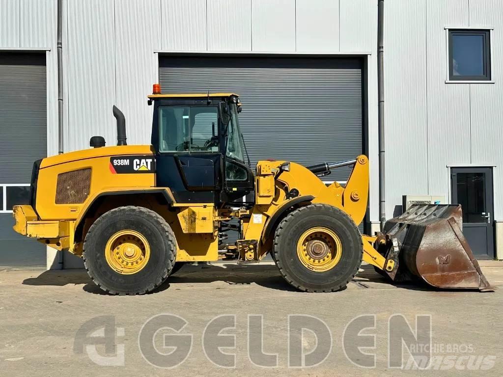 CAT 938M  휠로우더