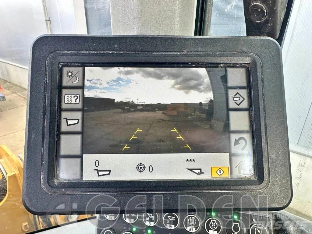 CAT 938M  휠로우더