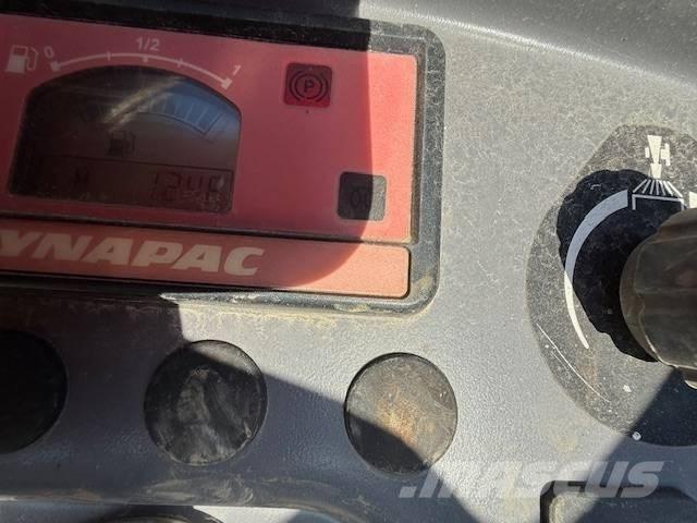 Dynapac CC 1300 트윈 드럼 롤러