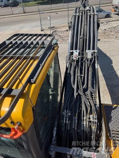 Volvo EC220EL 대형 굴삭기 29톤 이상