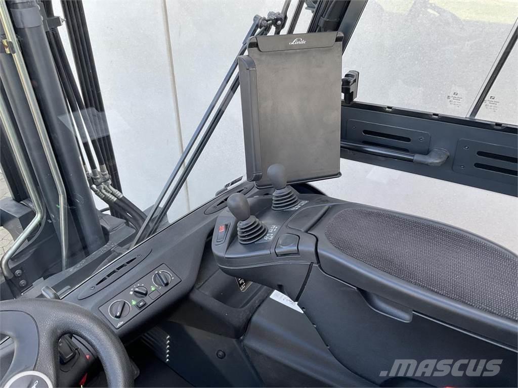 Linde E80-01/900 전동 지게차