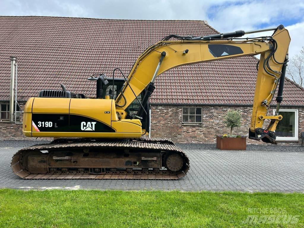 CAT 319 D L 대형 굴삭기 29톤 이상