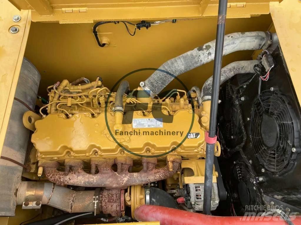 CAT 320 대형 굴삭기 29톤 이상