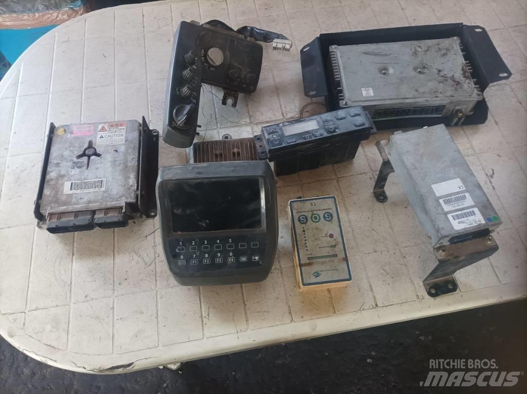 Hitachi ZX 350 LC-6 일렉트로닉스