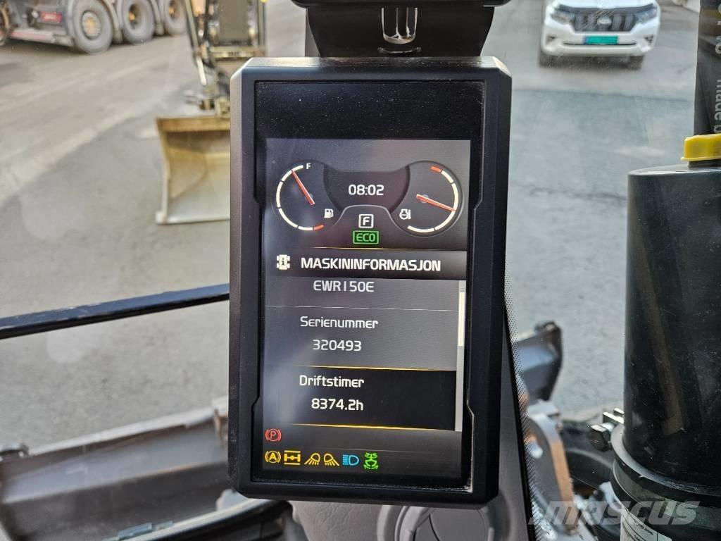 Volvo EWR 150  휠 굴삭기