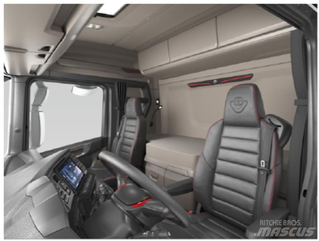 Scania R590 8x4 훅 리프트 트럭