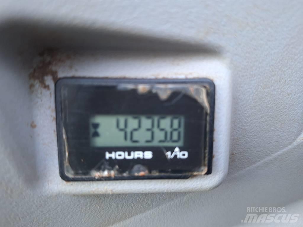Kobelco SK85MSR-7 중형굴삭기 7톤-28톤