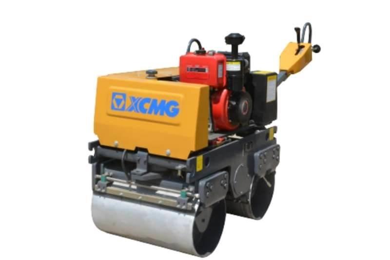 XCMG XMR083 콤비 롤러
