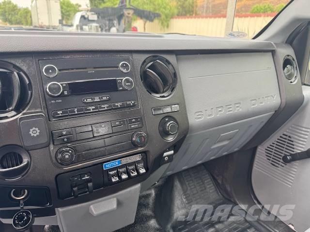 Ford F 450 시립/다목적 차량