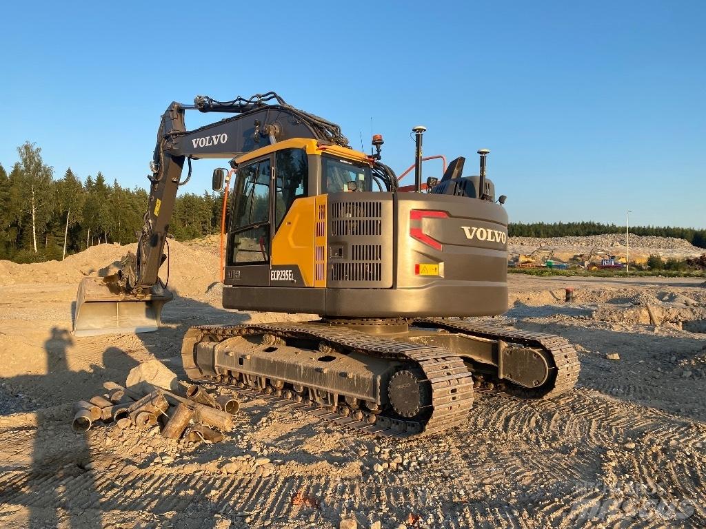 Volvo EC 235 EL 대형 굴삭기 29톤 이상