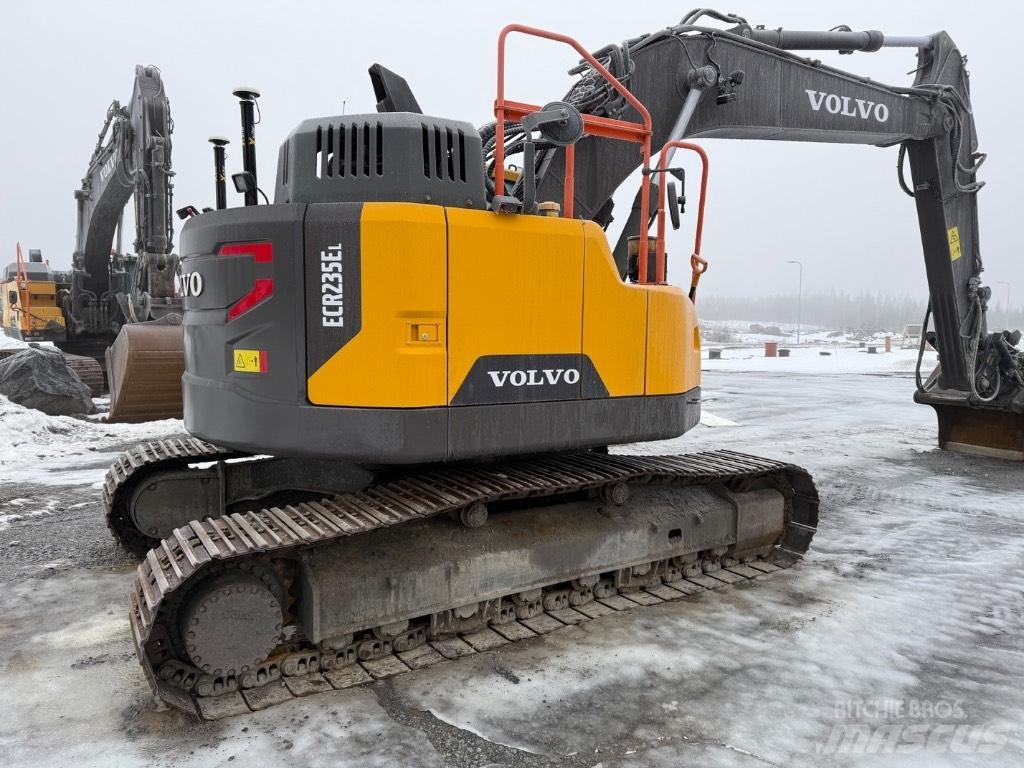 Volvo EC 235 EL 대형 굴삭기 29톤 이상