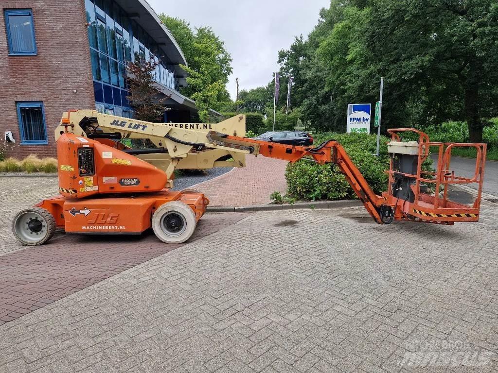 JLG E400AJPN 관절형 전동이동 리프트