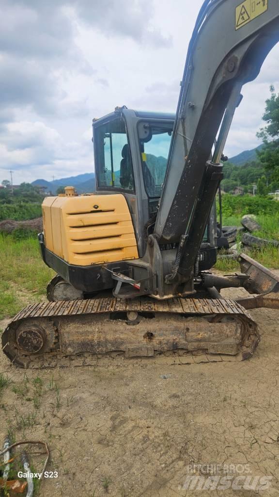 Volvo EC 55 소형 굴삭기 7톤 미만