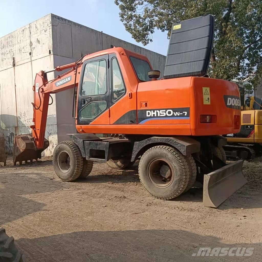 Doosan DH150W-7  휠 굴삭기
