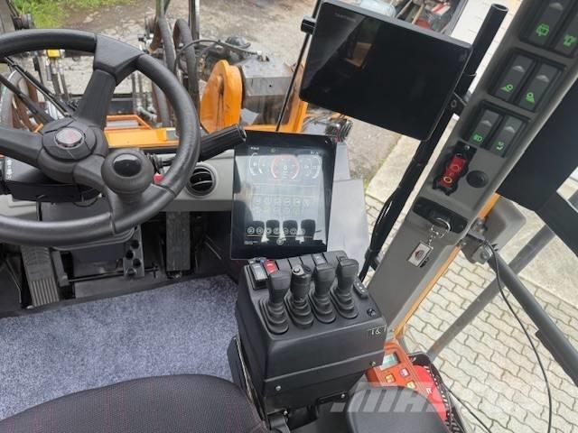 Ljungby L 18  휠로우더