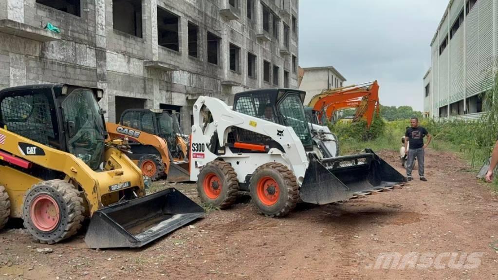 Bobcat S 300  스키드로더