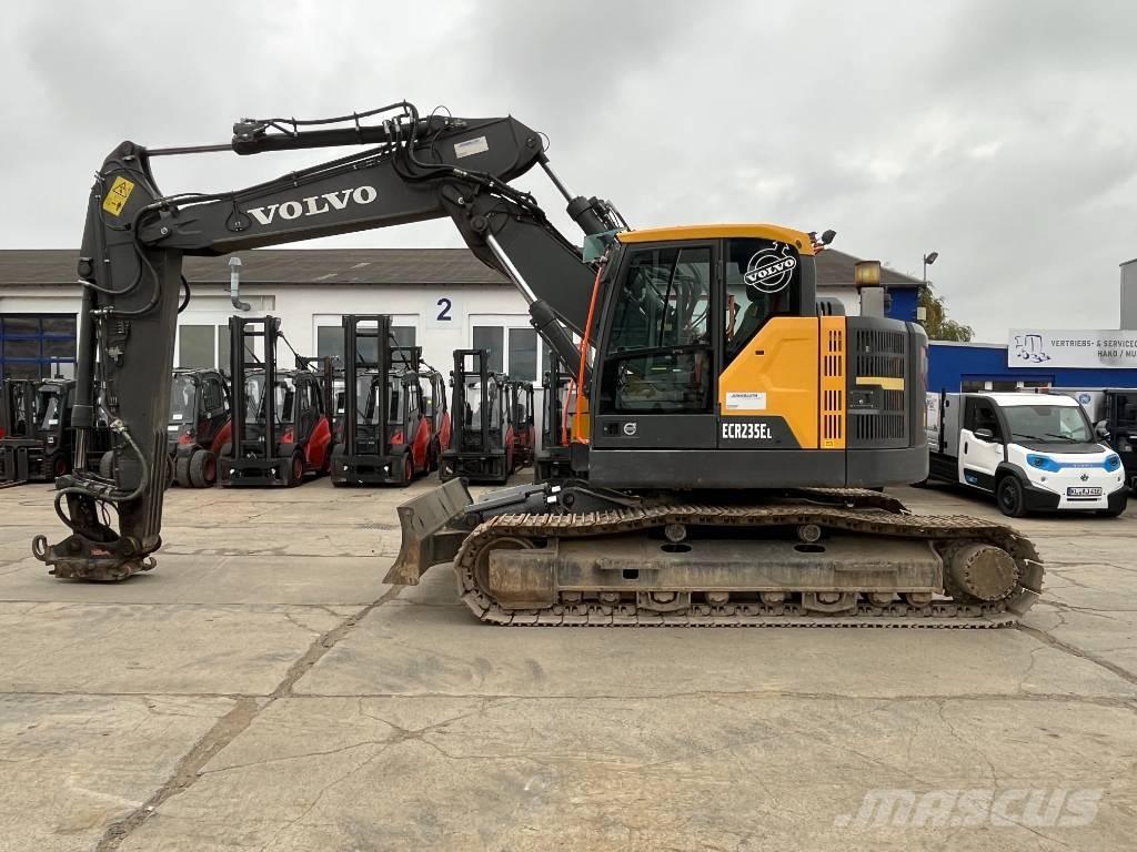 Volvo ECR235EL 대형 굴삭기 29톤 이상