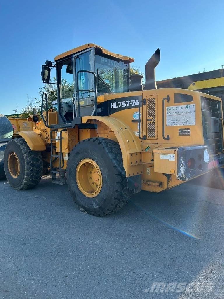 Hyundai HL 757-7 A  휠로우더