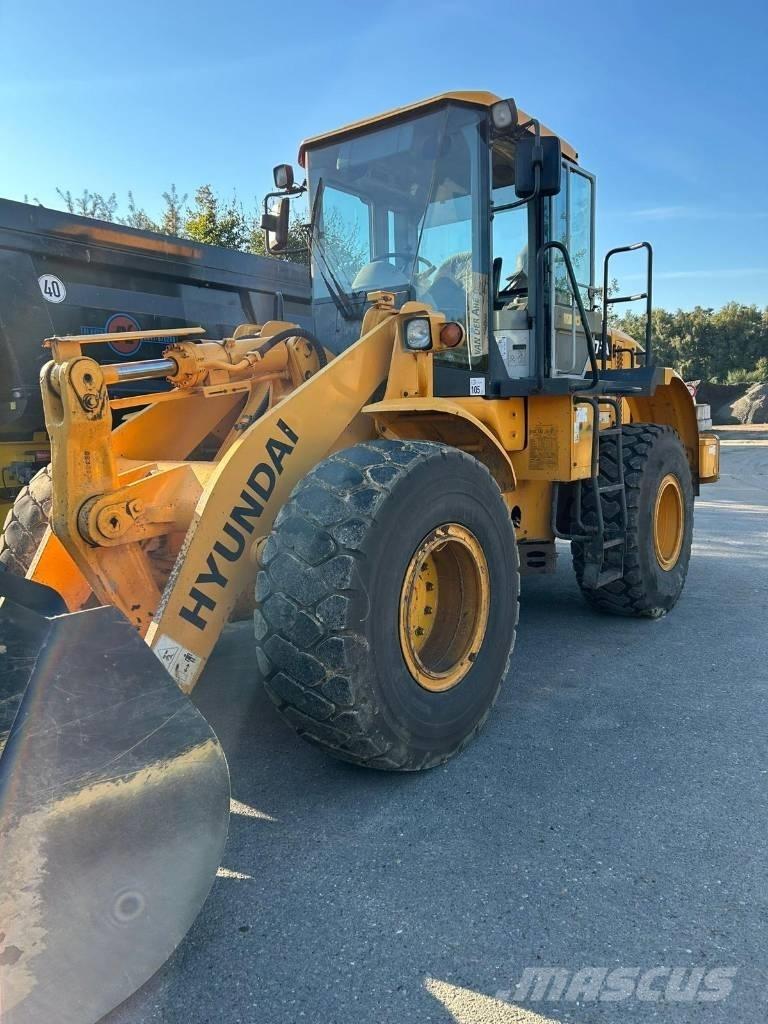Hyundai HL 757-7 A  휠로우더