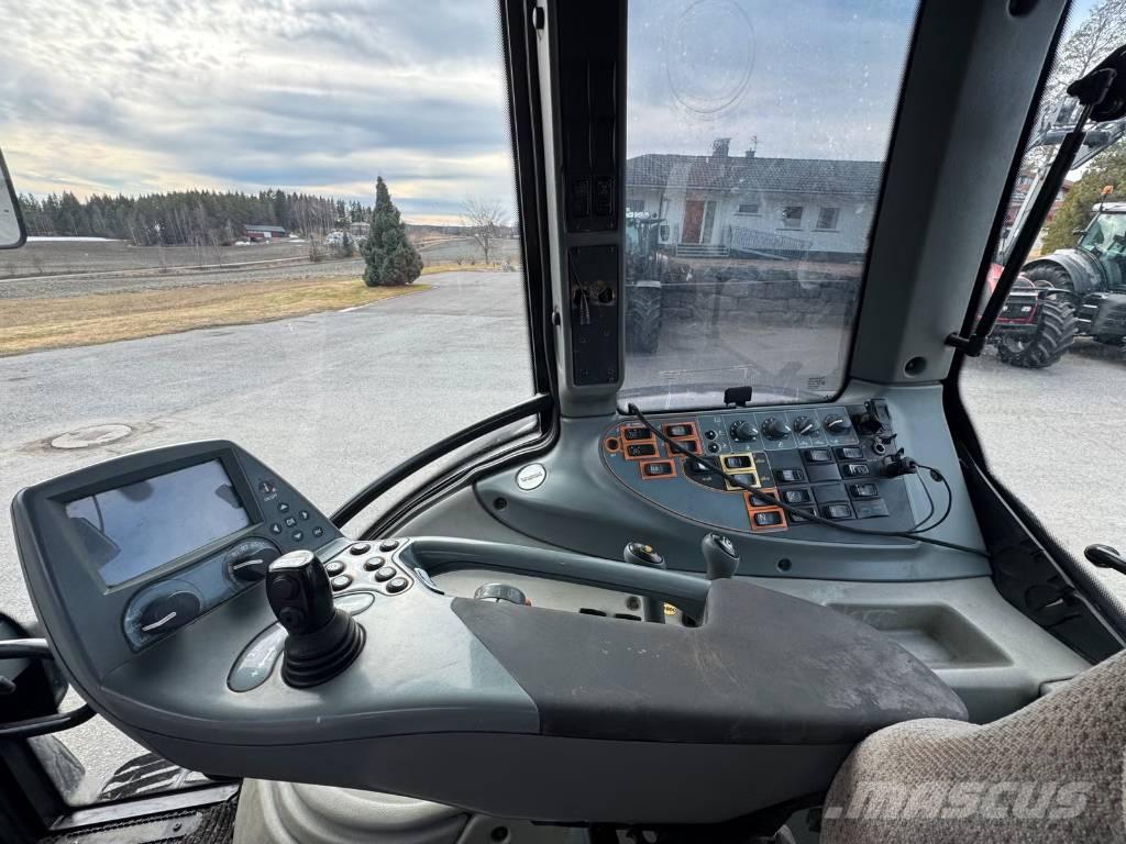 Valtra T 162 트랙터