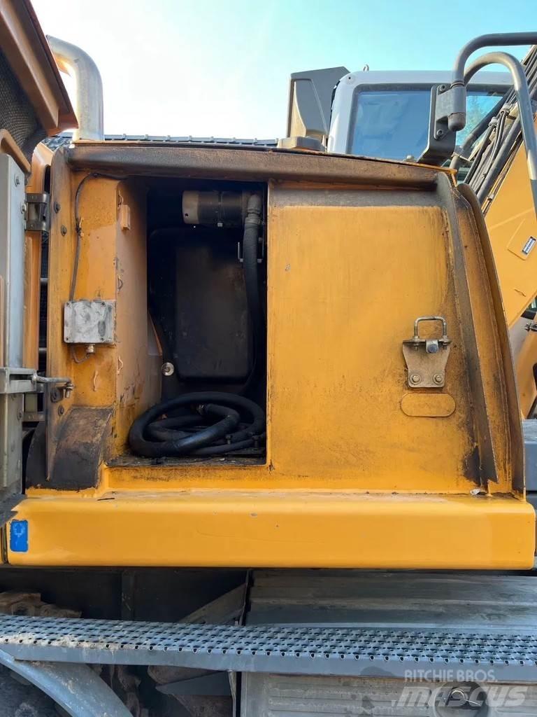Liebherr A314  휠 굴삭기