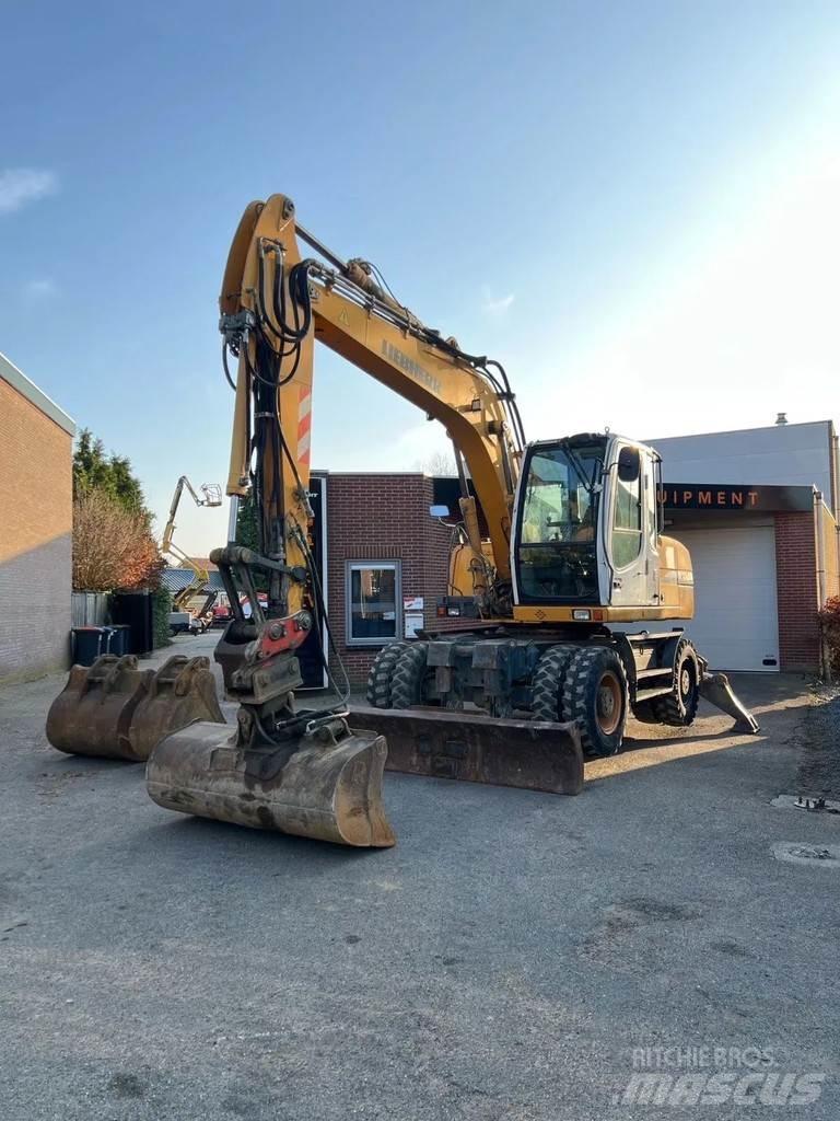 Liebherr A314  휠 굴삭기