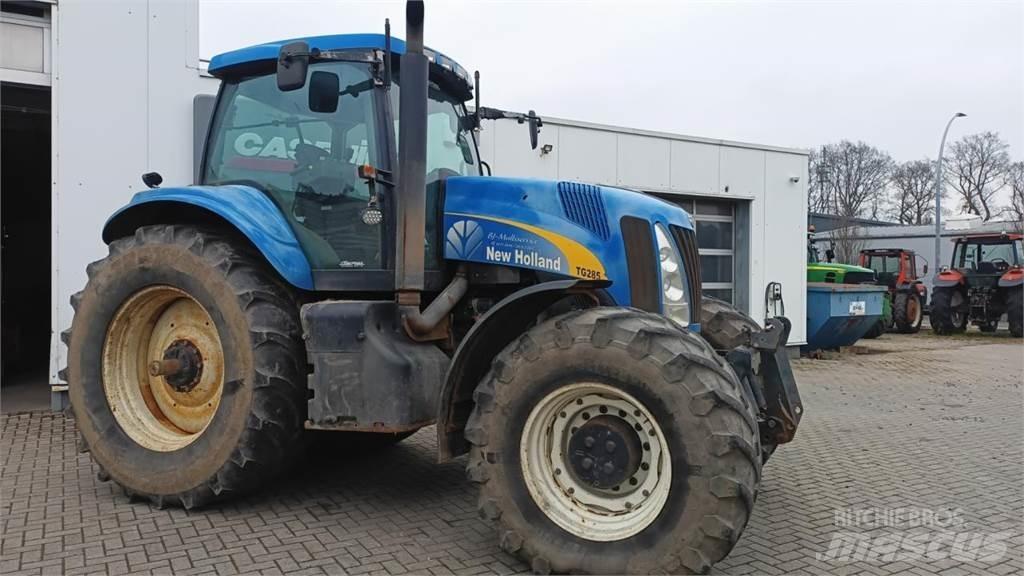 New Holland TG 285 트랙터