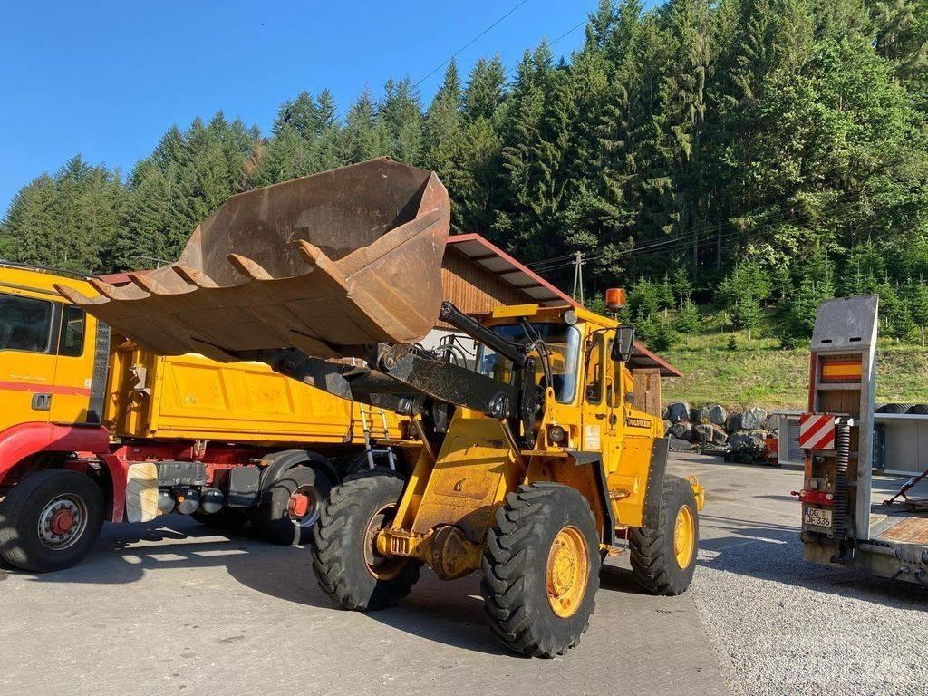 Volvo BM L 70  휠로우더