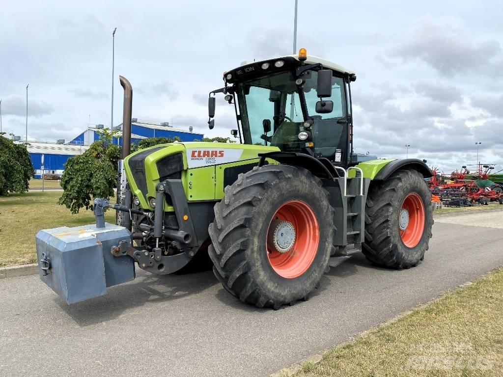 CLAAS Xerion 3800 트랙터