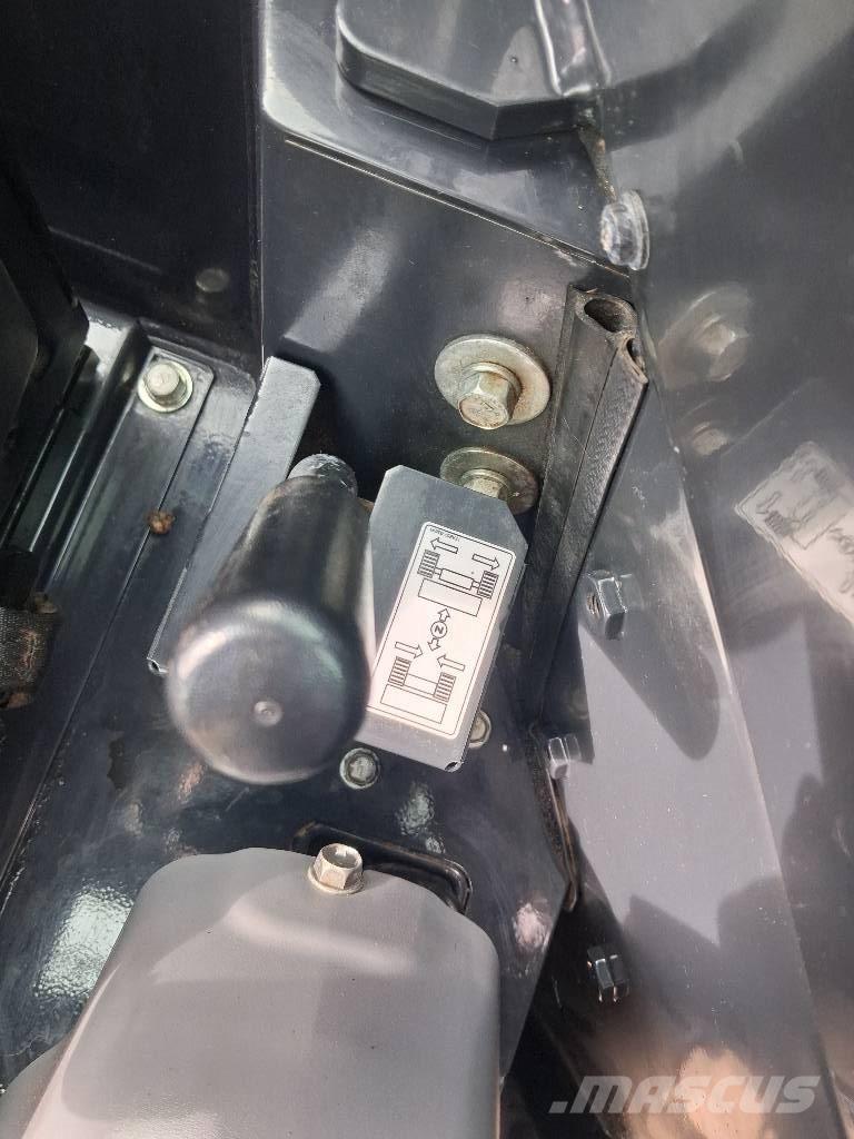 Yanmar Vio 23 소형 굴삭기 7톤 미만