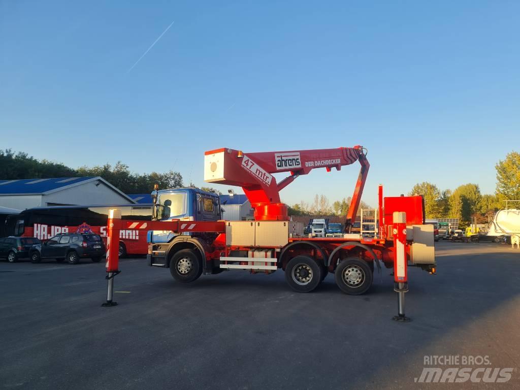 Scania P 380 트럭 탑재 고소작업대