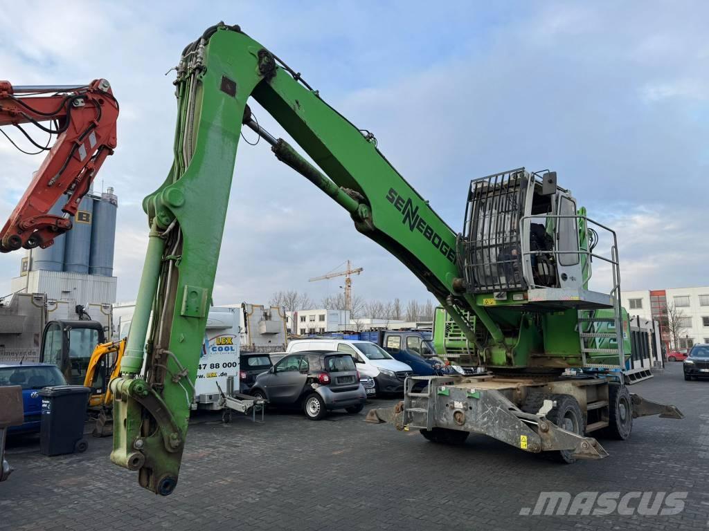 Sennebogen 821 E  휠 굴삭기