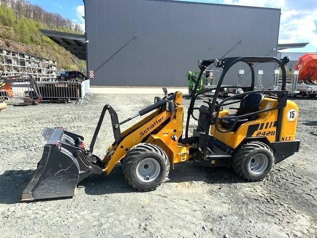 Schäffer 2428 SLT  휠로우더
