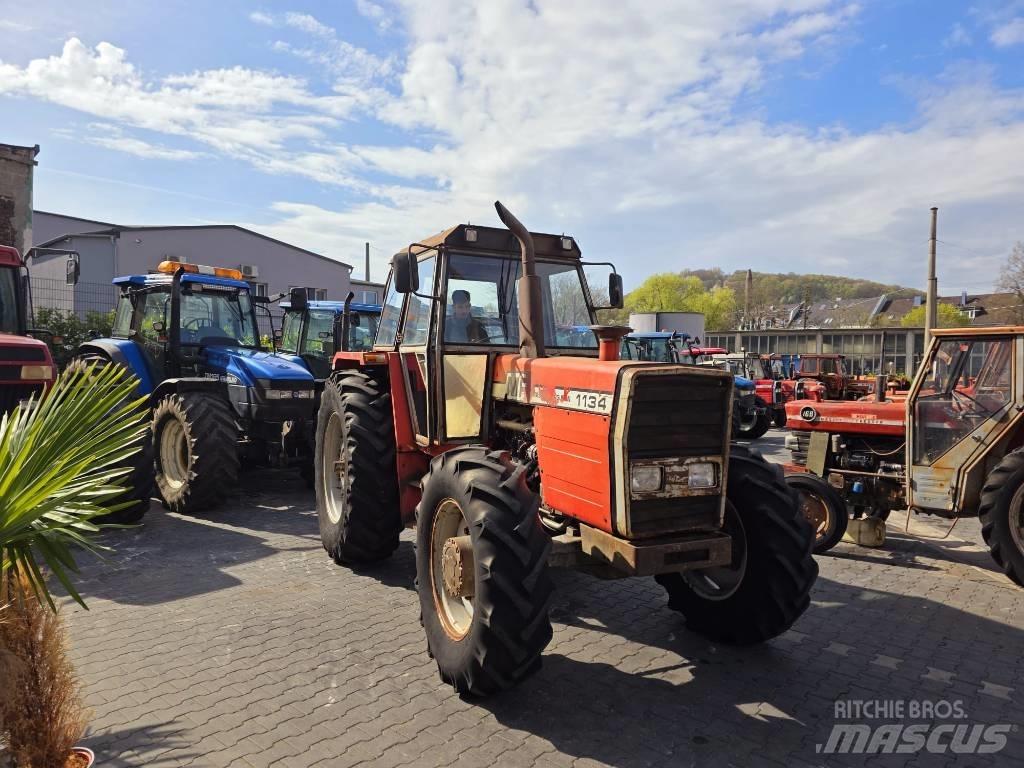 Massey Ferguson 1134 트랙터