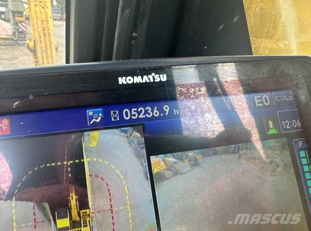 Komatsu PC 210 LC-11 대형 굴삭기 29톤 이상