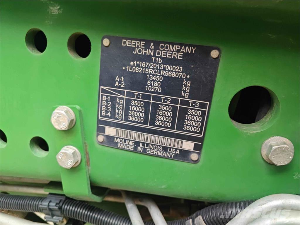 John Deere 6215R 트랙터