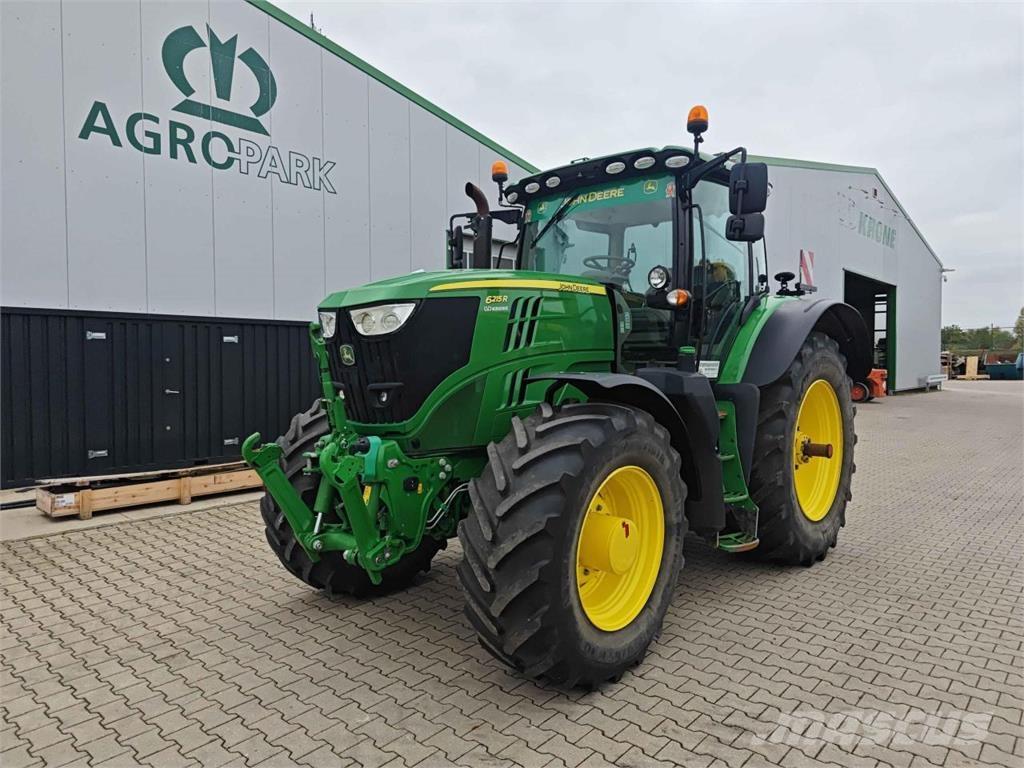 John Deere 6215R 트랙터