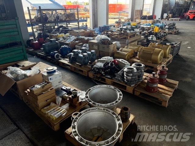Liebherr USED PARTS 라디에이터