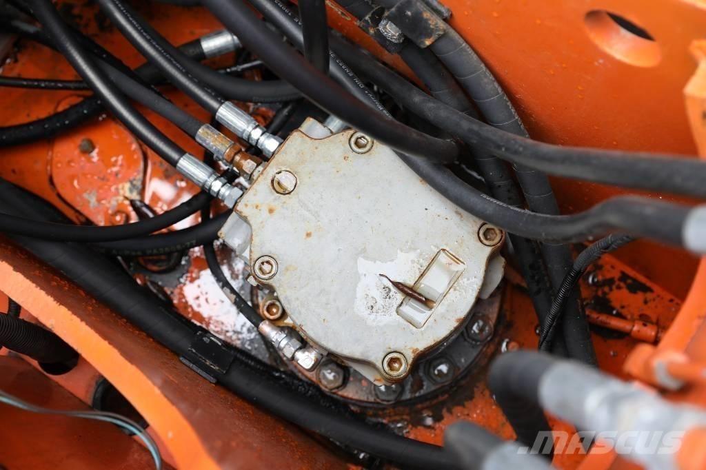 Hitachi ZX 60 대형 굴삭기 29톤 이상