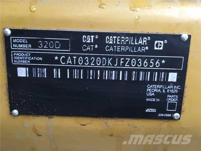 CAT 320 D 대형 굴삭기 29톤 이상
