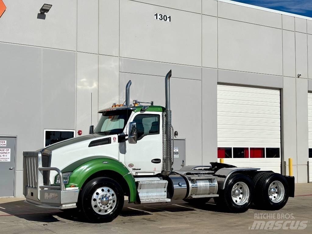 Kenworth T880 트랙터 유닛