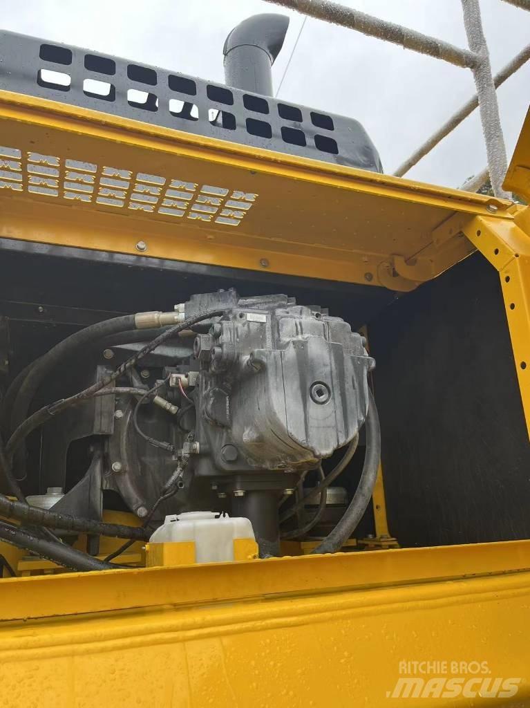 Komatsu PC 450-8 대형 굴삭기 29톤 이상