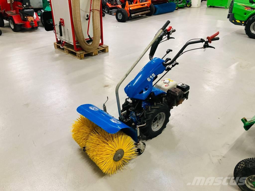 BCS Fejemaskine 615 도로 청소차