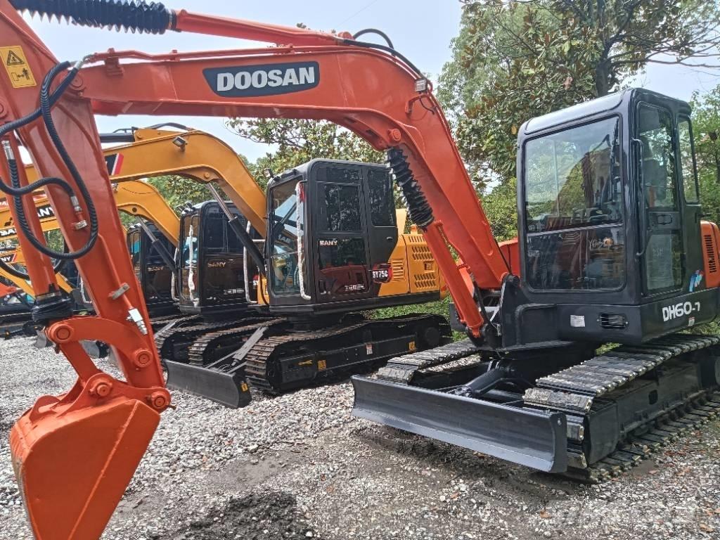 Doosan DH 60-7 대형 굴삭기 29톤 이상
