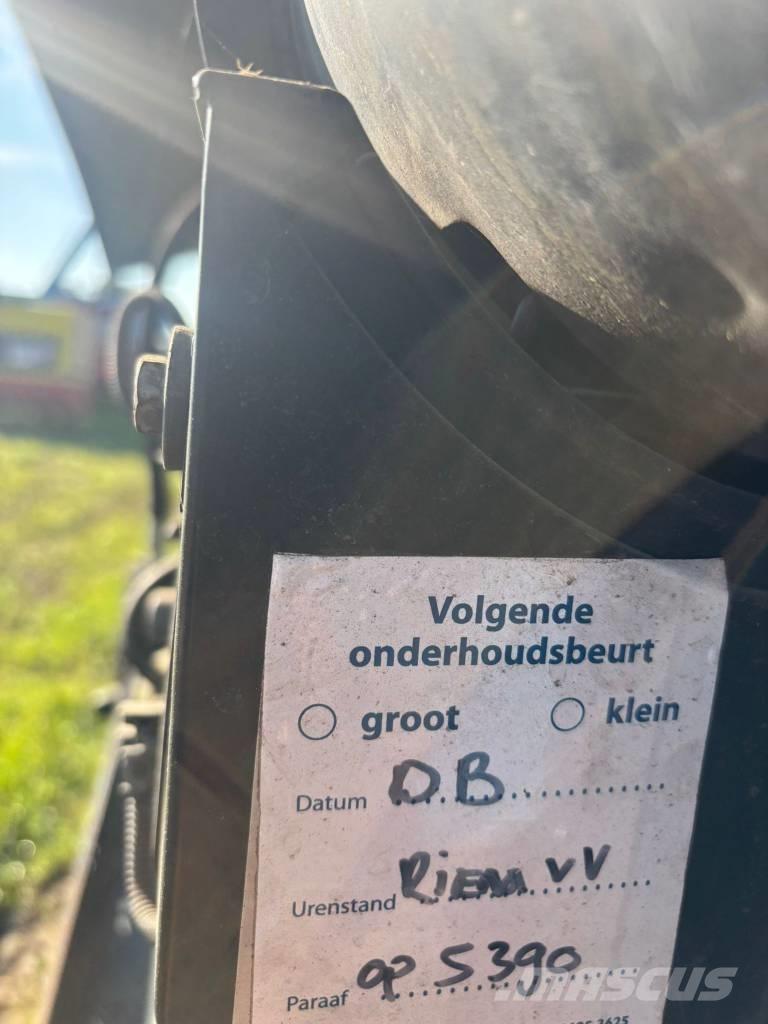 Genie S 60 견인식 전동이동 리프트