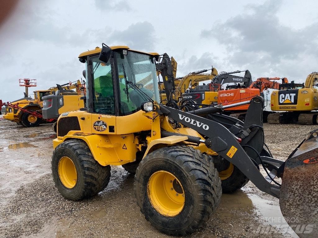 Volvo L 35 G  휠로우더