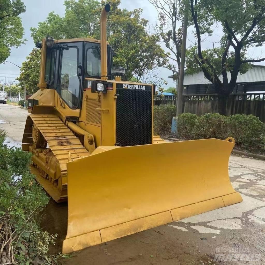 CAT D5M 크롤러 도저