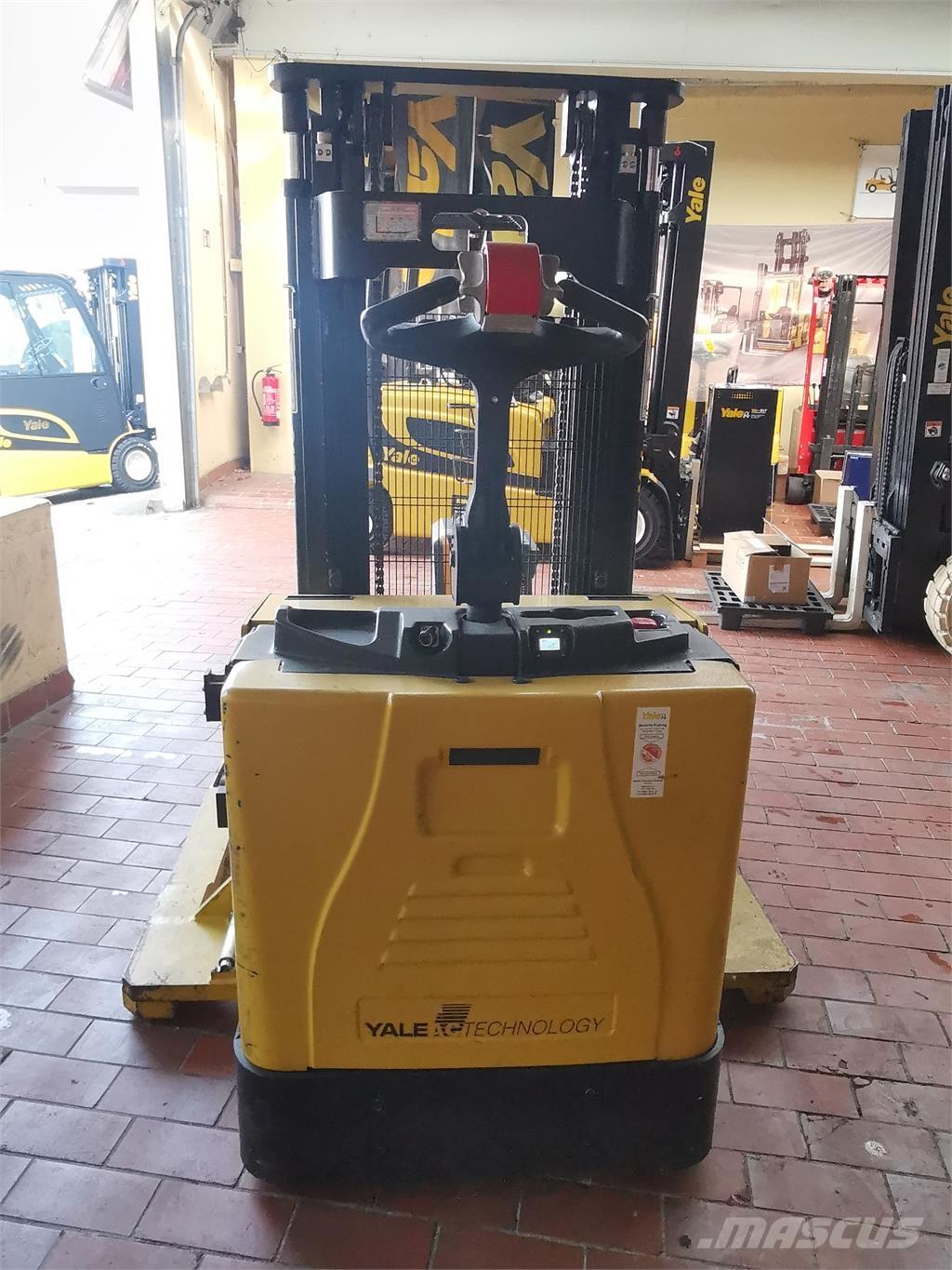 Yale MS15XSL 보행식 리치 지게차