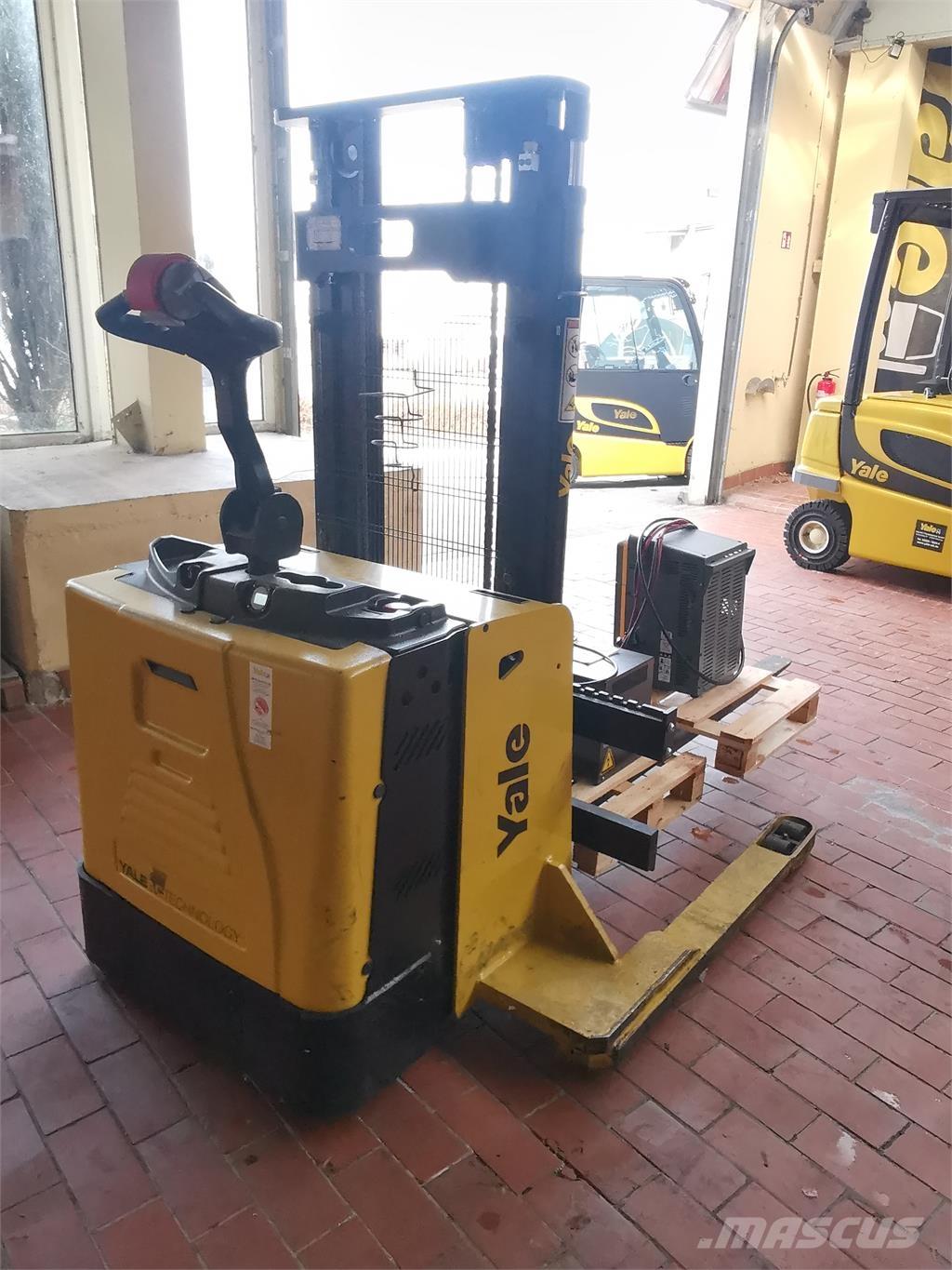 Yale MS15XSL 보행식 리치 지게차