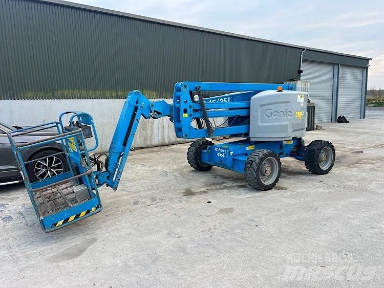 Genie Z45 /25 J 견인식 전동이동 리프트